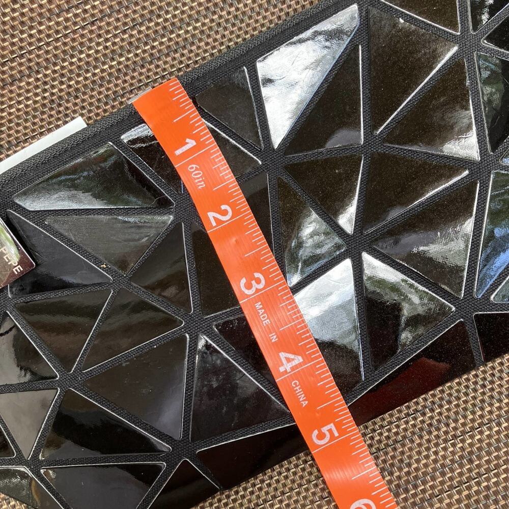 Emilio Pepe Italy Triangle Shape Blocks Wristlet/Crossbody Chain link NWT - Picture 4 of 6